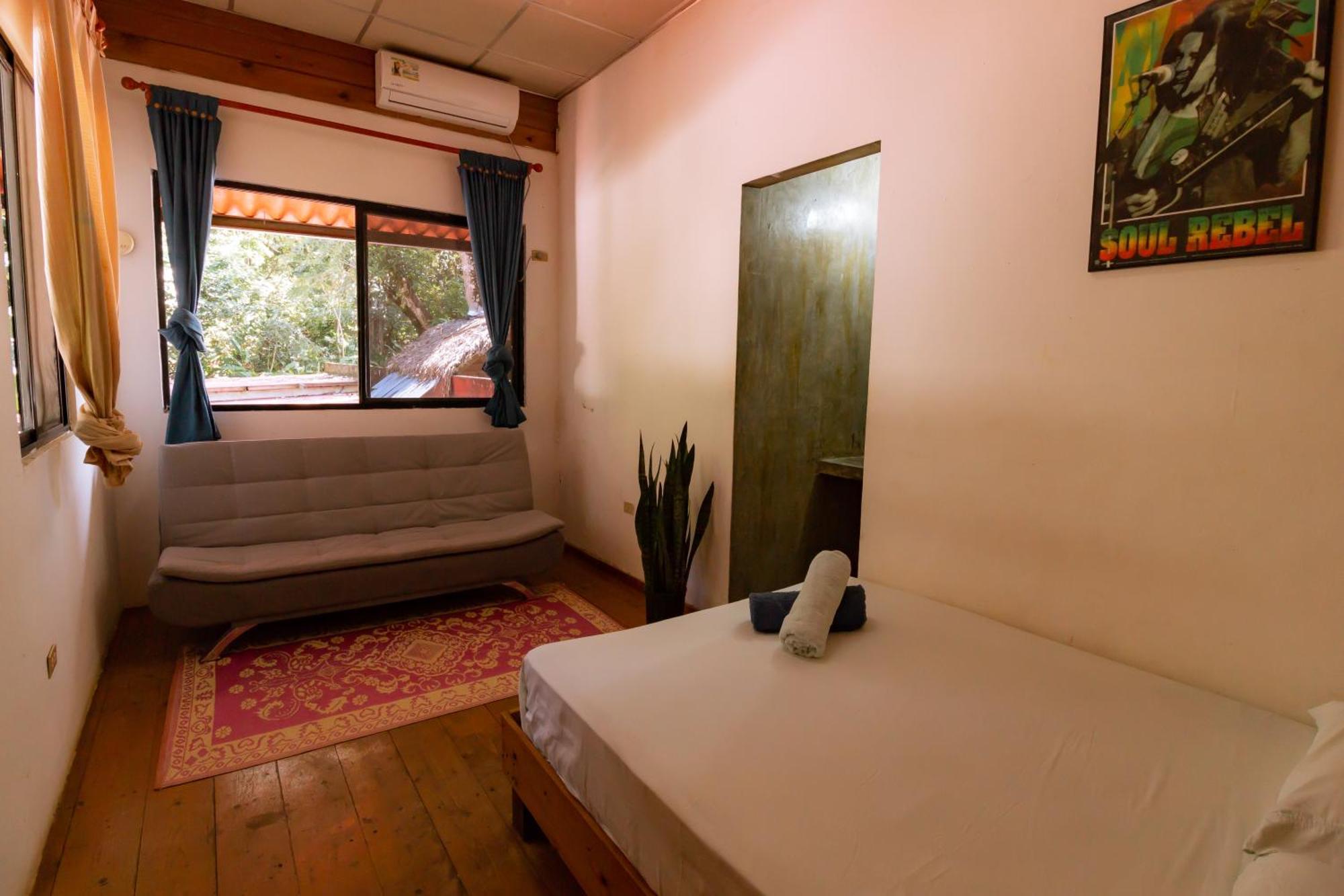 Hostel Villa Vento Surf Santa Catalina Esterno foto